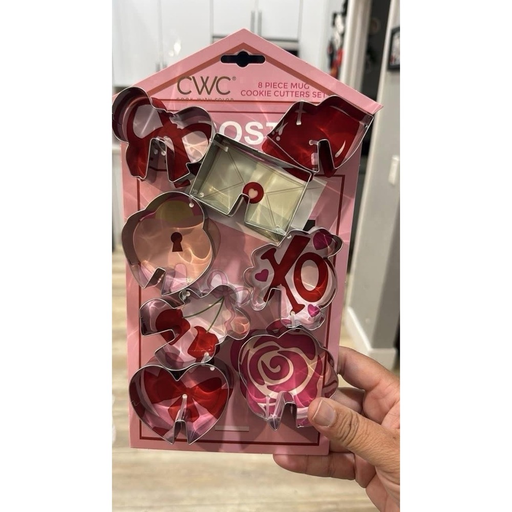 CWC 8 Piece Steel Cookie Cutter Set Of 2
